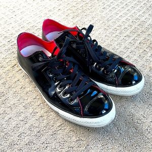 Converse: Chuck Taylors